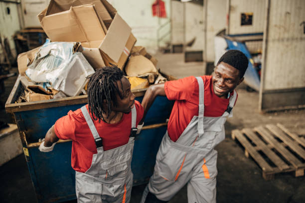Best Residential Junk Removal  in Newton, IA